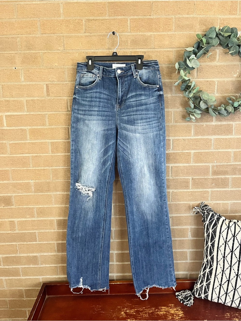 Straight-Leg Women’s Jeans in Distressed Blue Wash